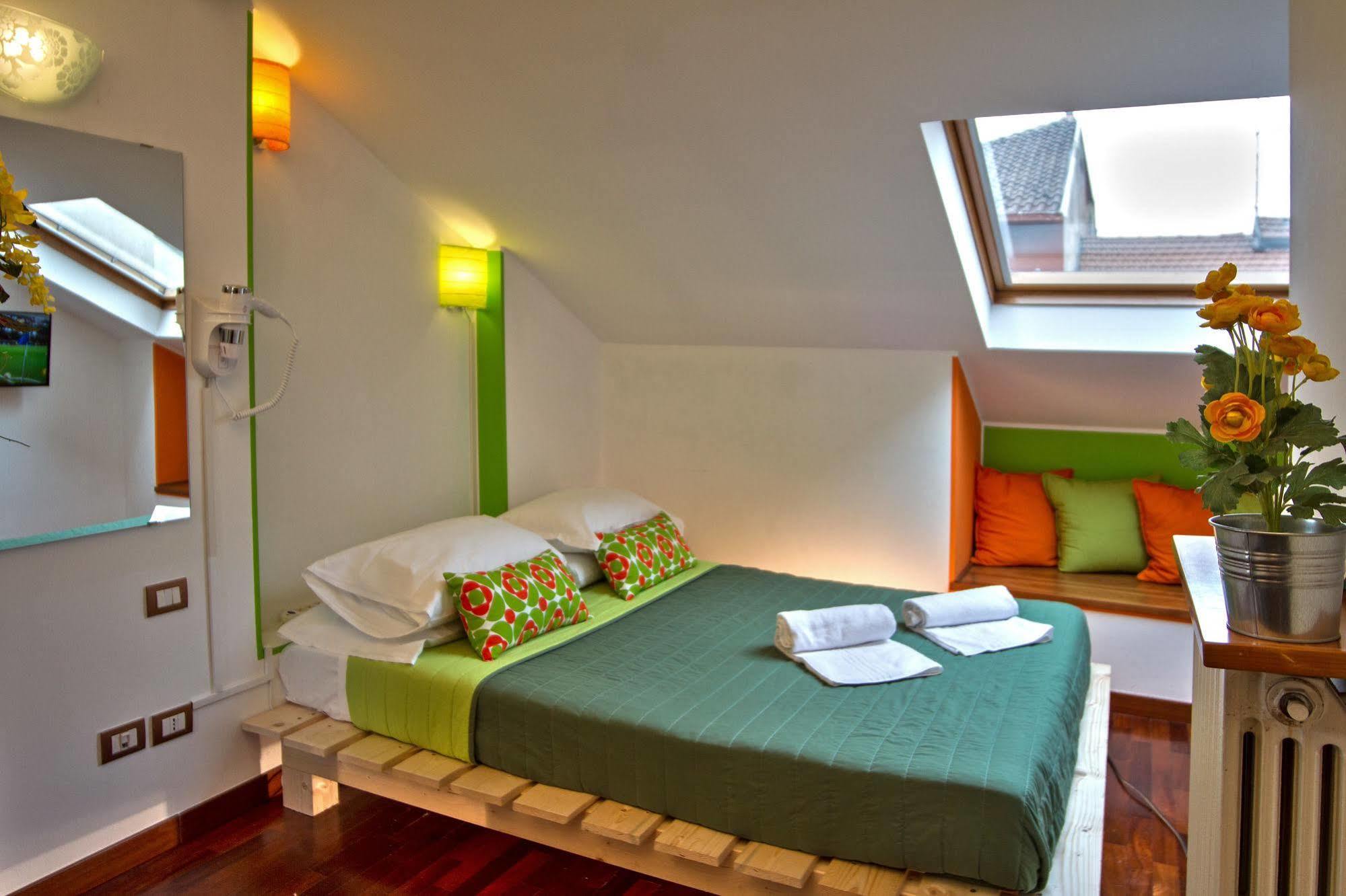 Standard Double Room with Shared Bathroom