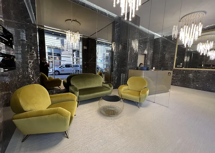 Hotel Jacuzzi: The Unique Hotel