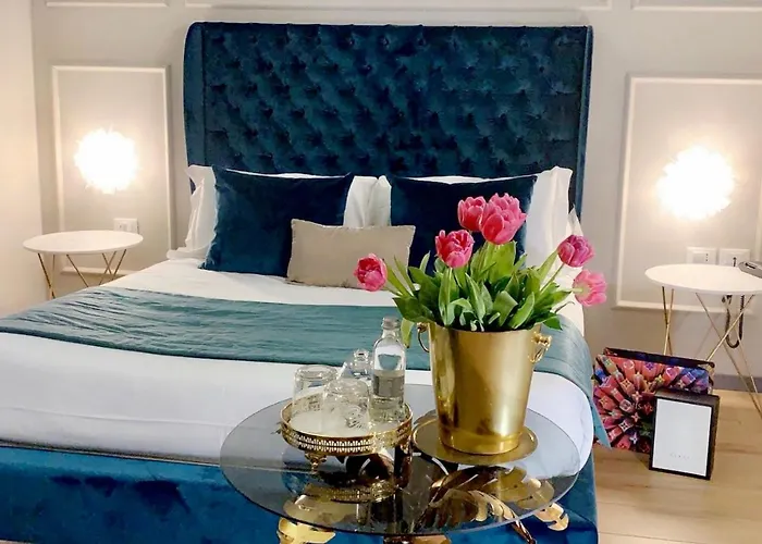 Luxury hotel only: Intomilan Galleria Duomo I Boutique & Design Aparthotel